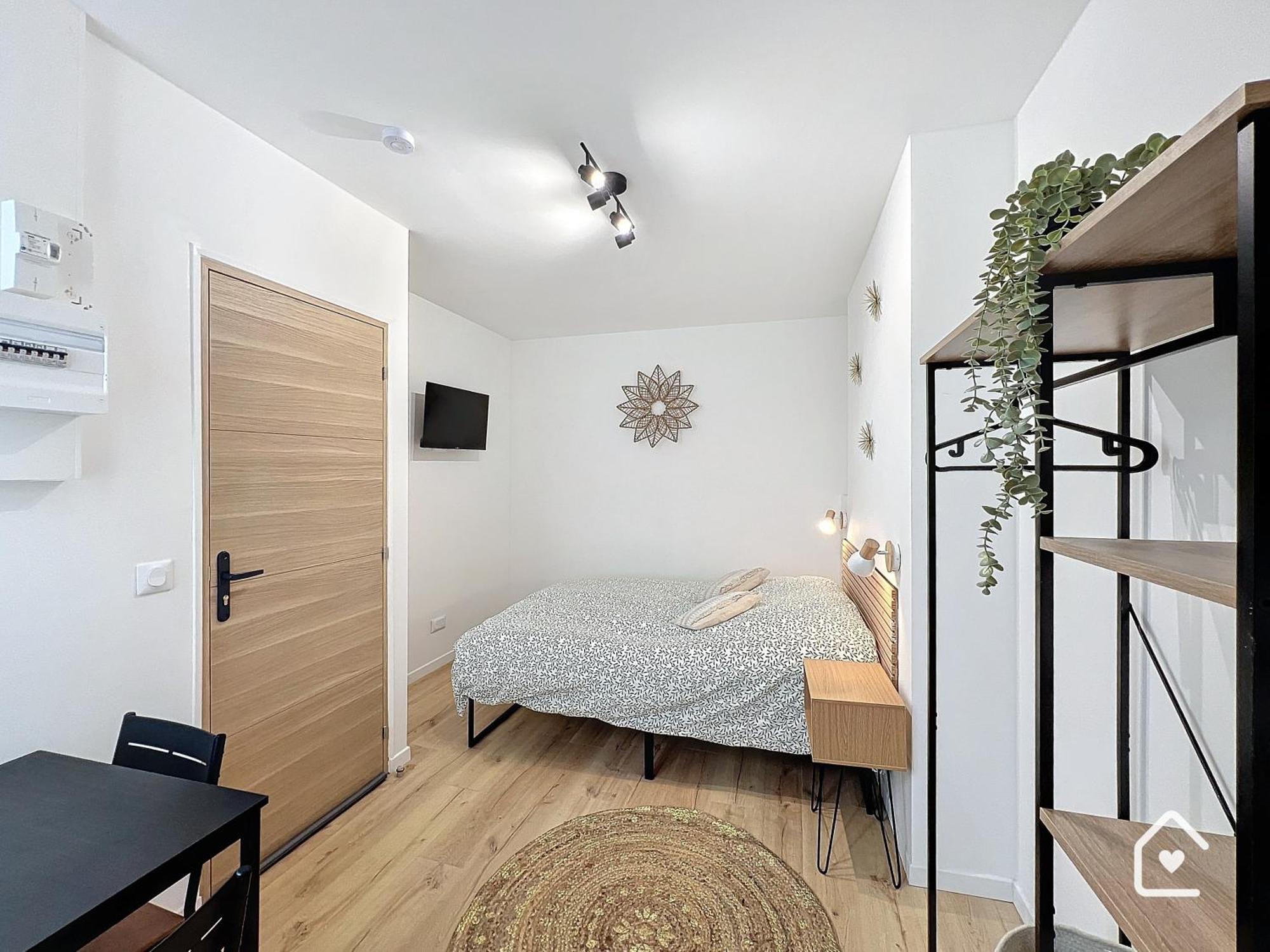 Studios - 1 Min Gare Chatellerault - Entree Autonome - Zewnętrze zdjęcie