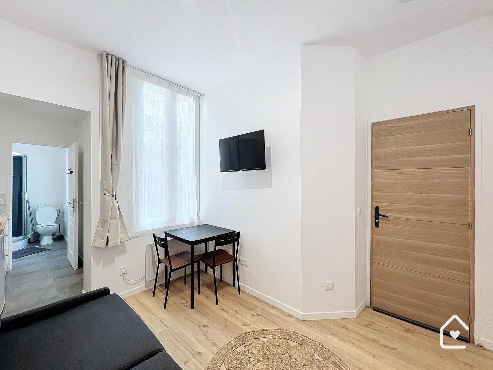 Studios - 1 Min Gare Chatellerault - Entree Autonome - Zewnętrze zdjęcie